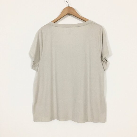 NEW! J.Crew Mercantile Slightly Cropped V-Neck Broken-In T-Shirt Stone - 2X - Picture 3 of 7